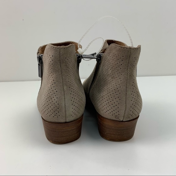 Lucky Brand Bayley 2 Perforated Suede Ankle Bootie Zipper Boho Tan Size 6.5 NWOB - Picture 4 of 10